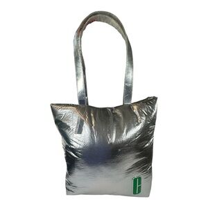 NWT Clinique Limited Edition Silver Metallic Puffer Tote Bag